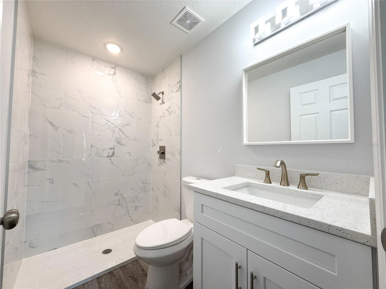 15304 SW 27 LN