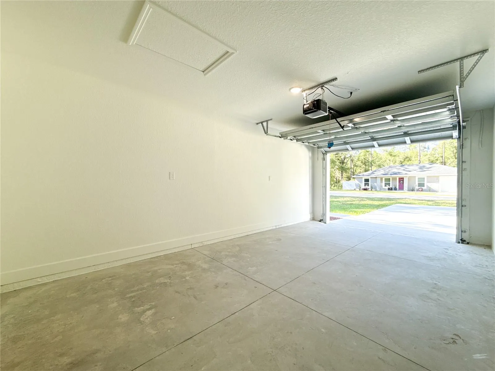 15304 SW 27 LN