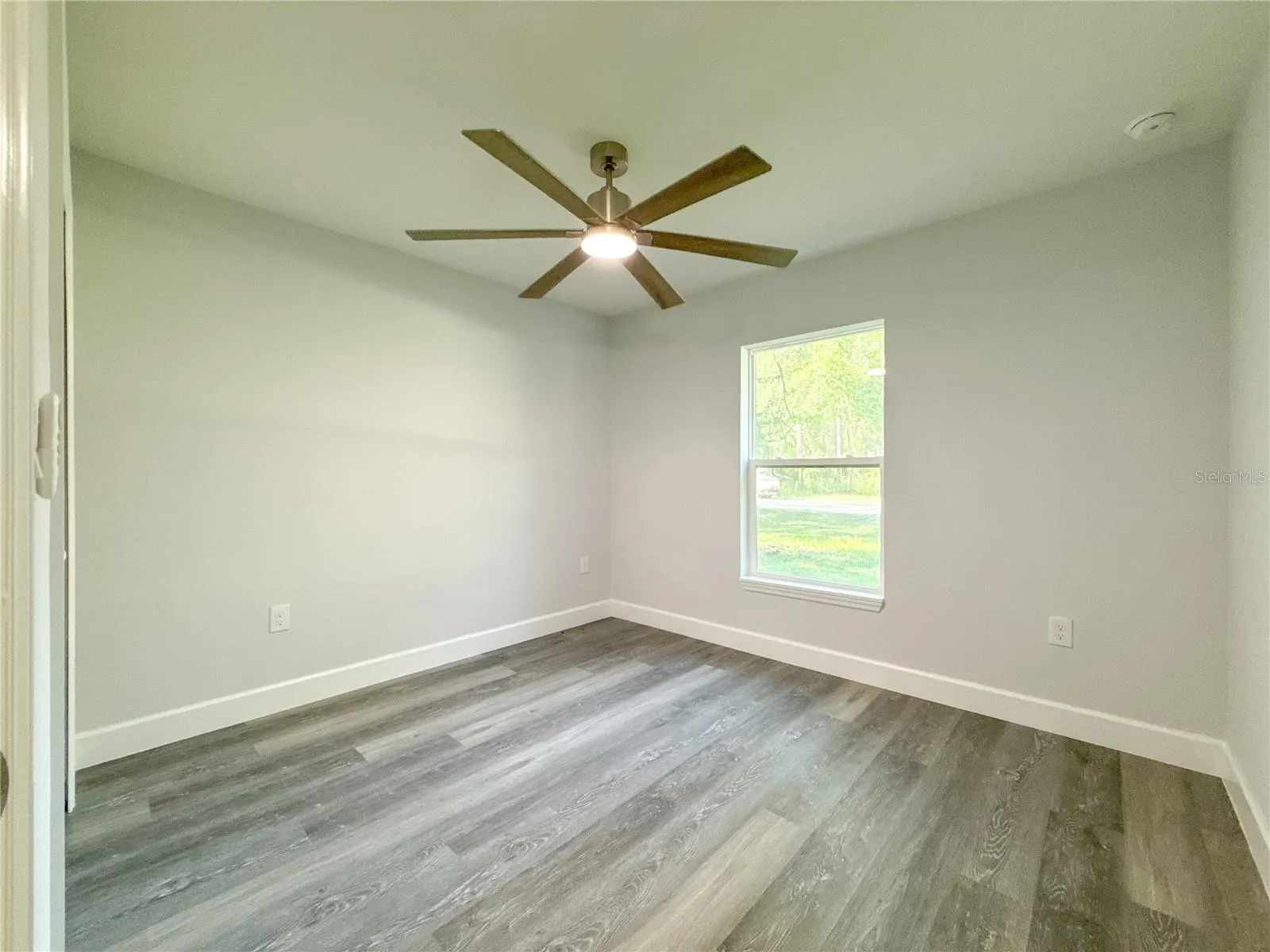 15304 SW 27 LN