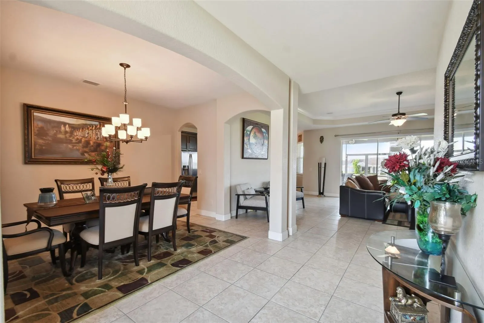6841 BUSHNELL DR