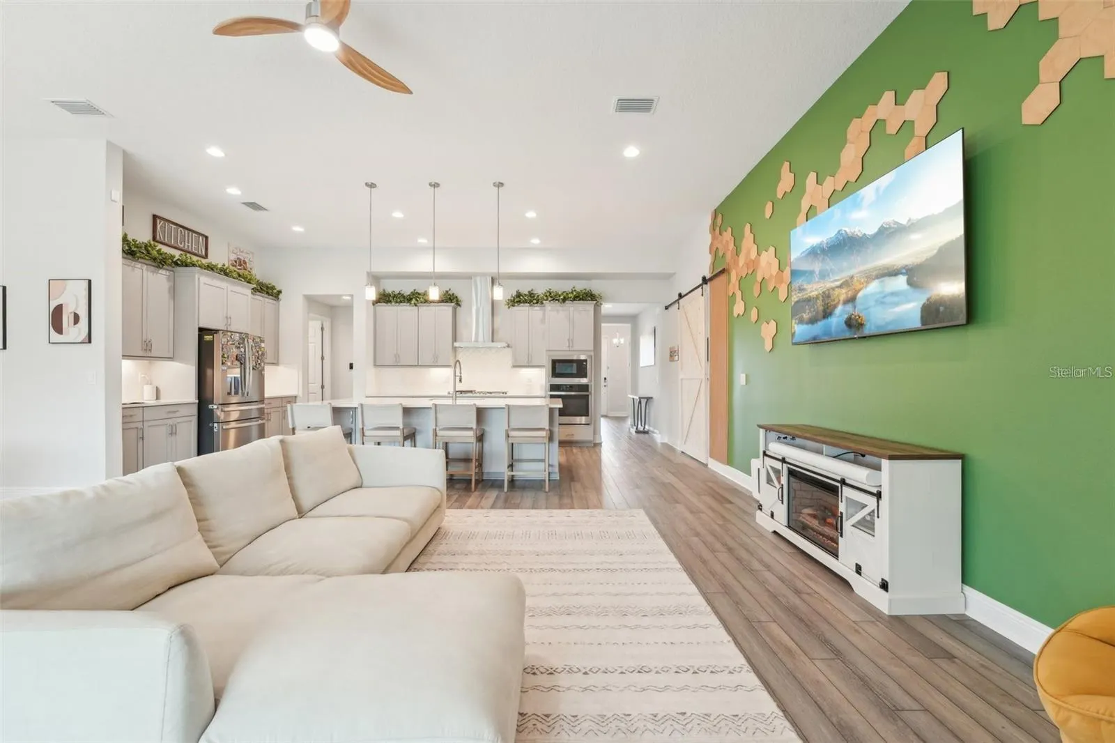 13098 WELLSPRING DR