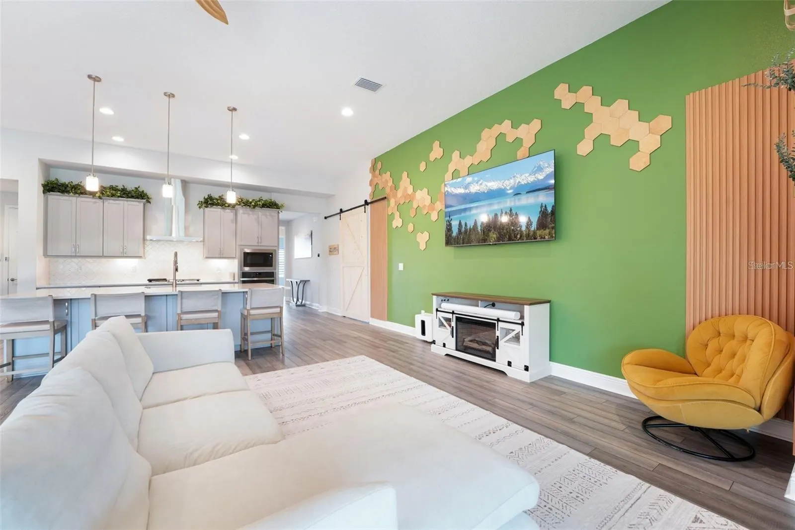 13098 WELLSPRING DR