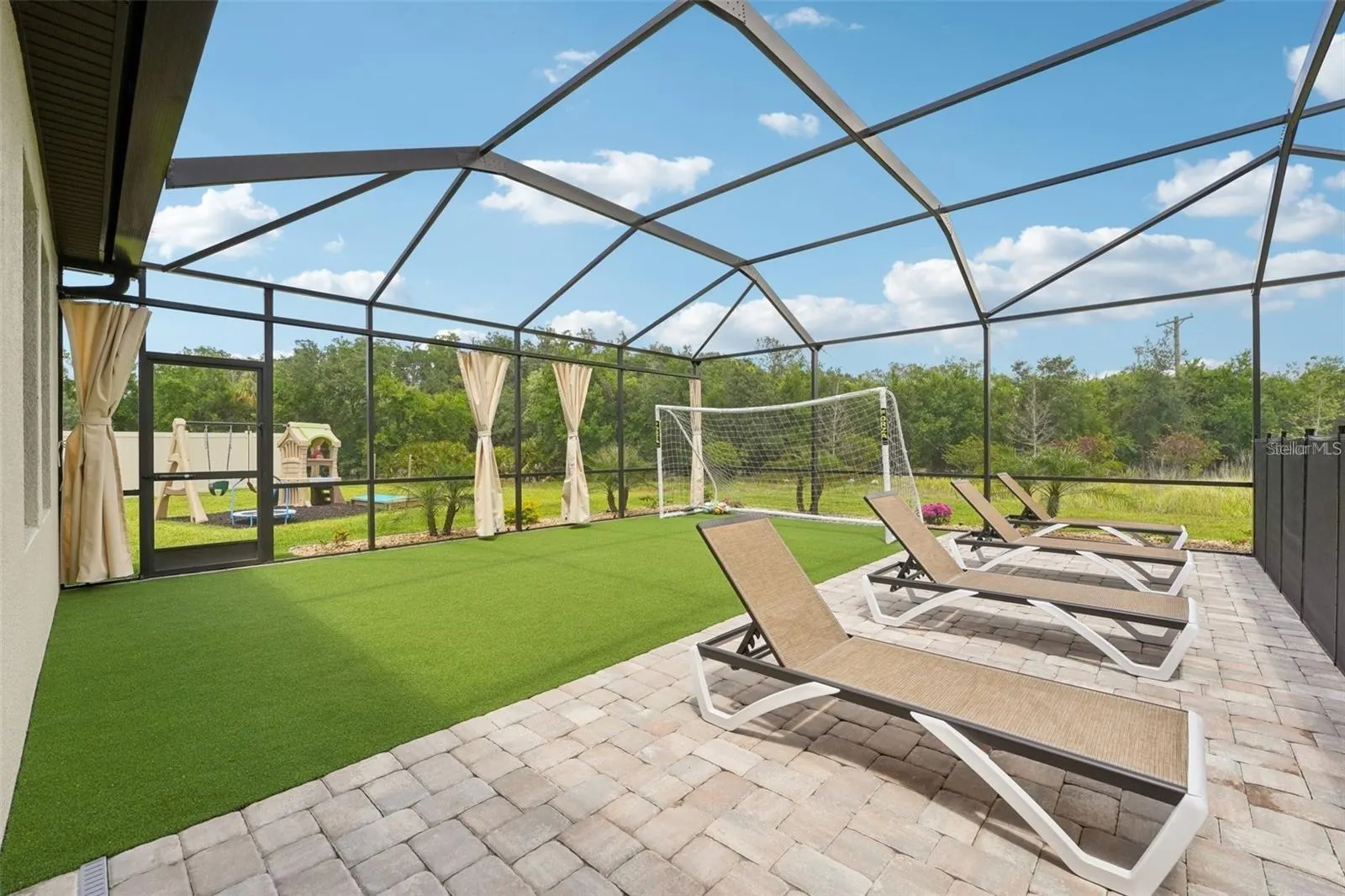 13098 WELLSPRING DR