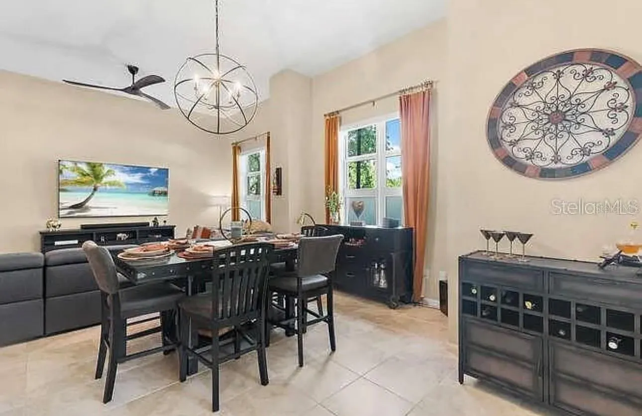 403 S SAPODILLA AVE #104, #104