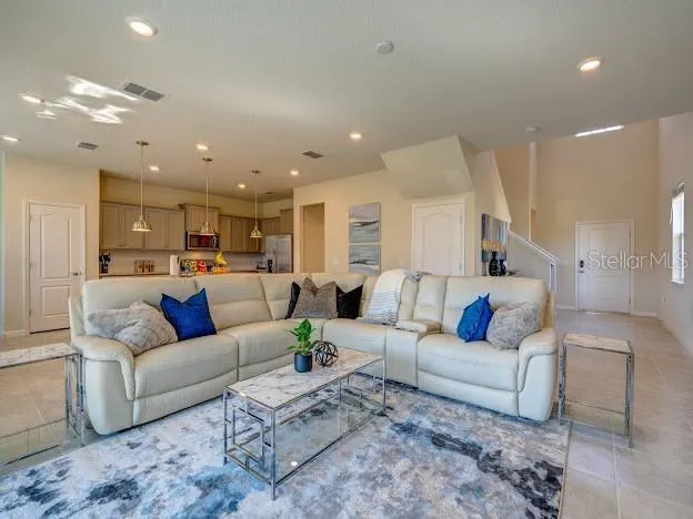 7312 OAKMOSS LOOP