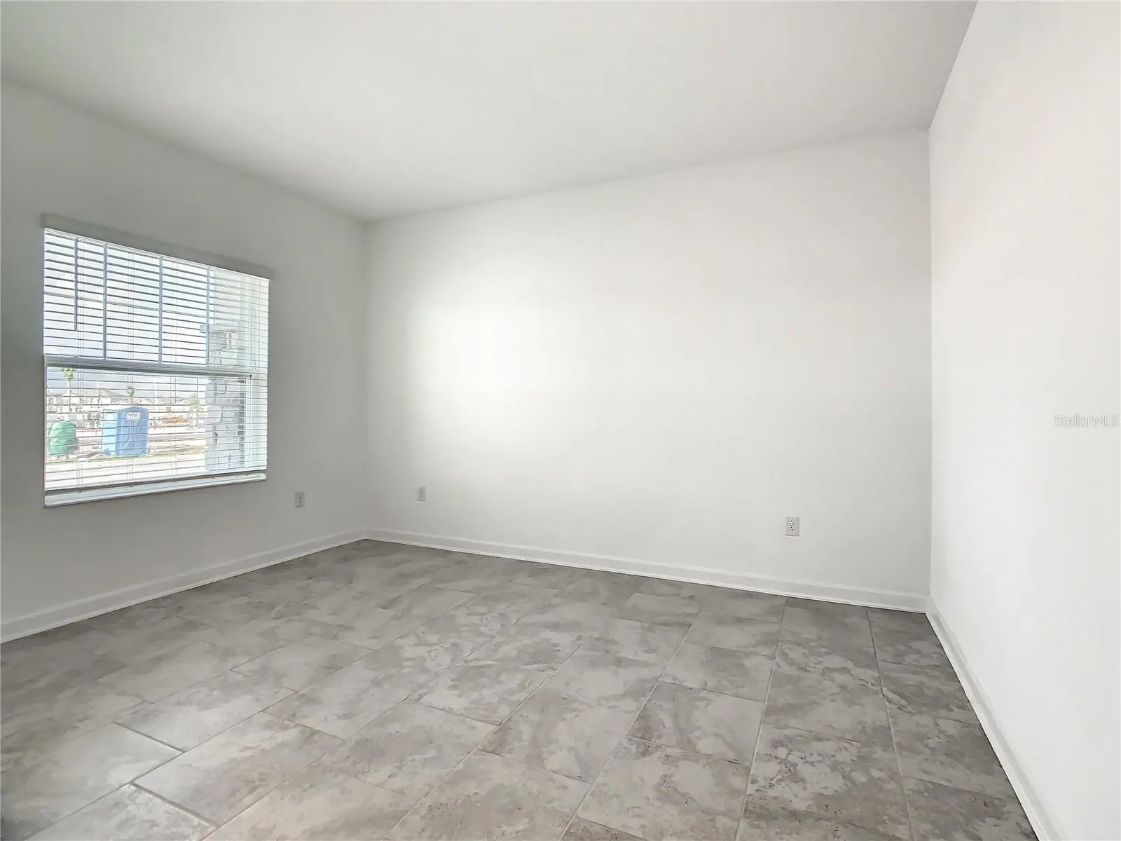 5655 STEPHENS RD