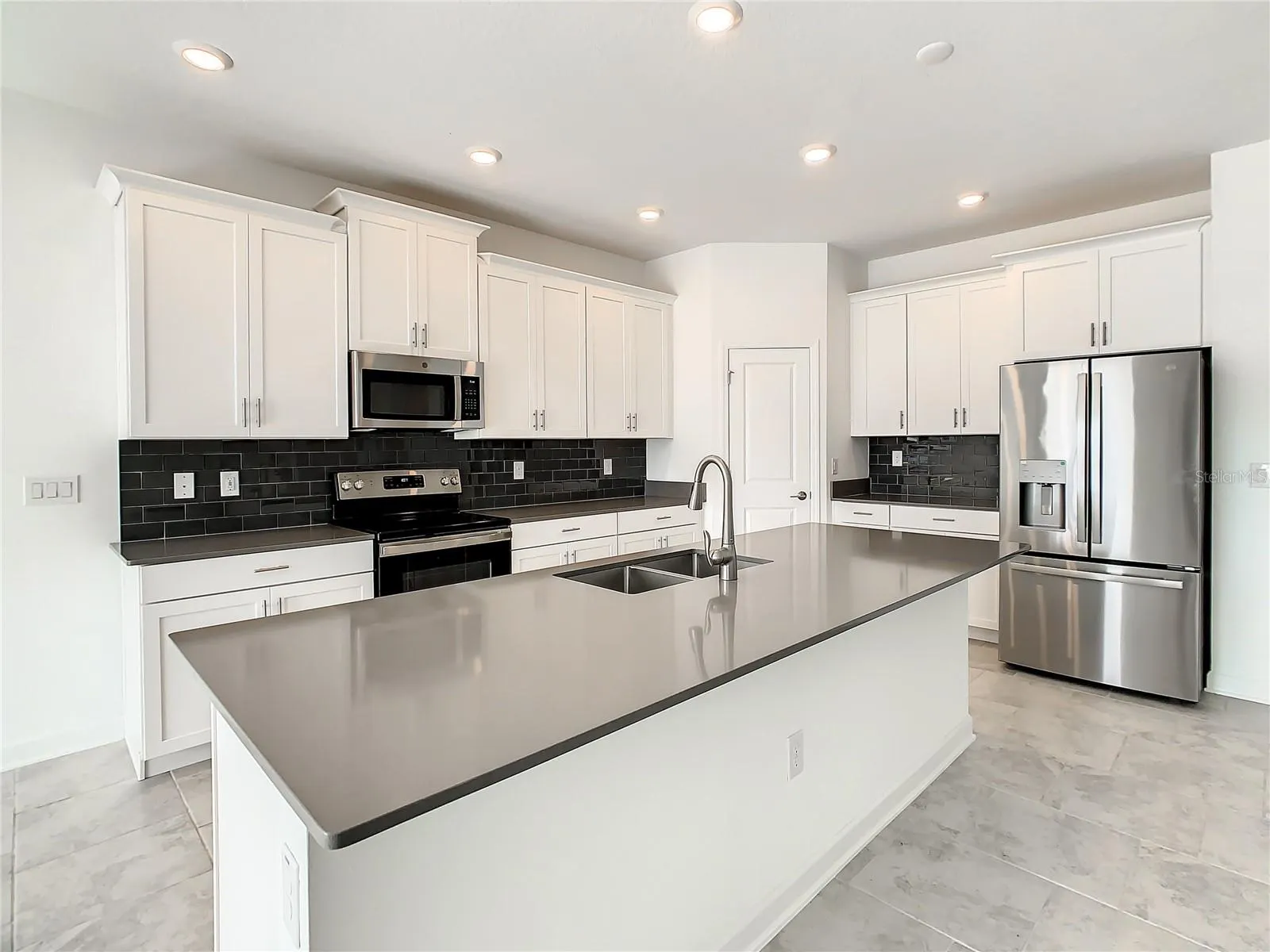 5655 STEPHENS RD