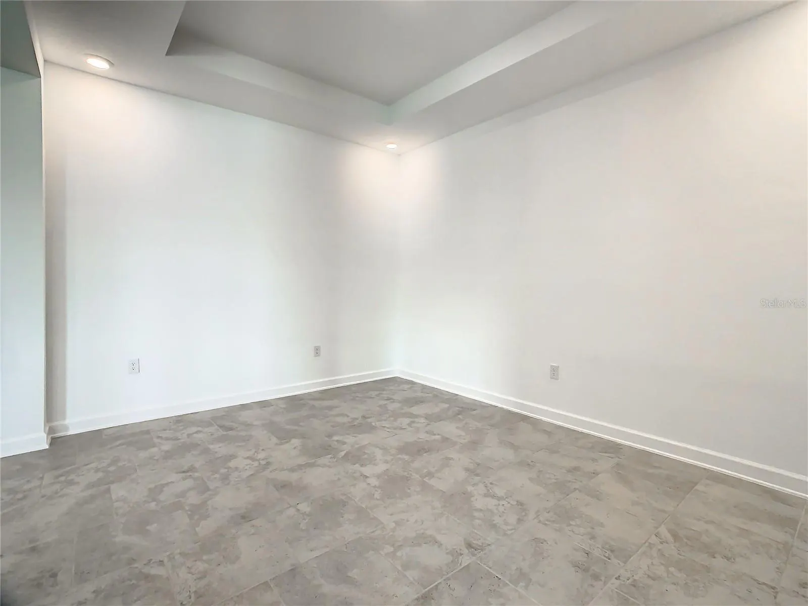 5655 STEPHENS RD