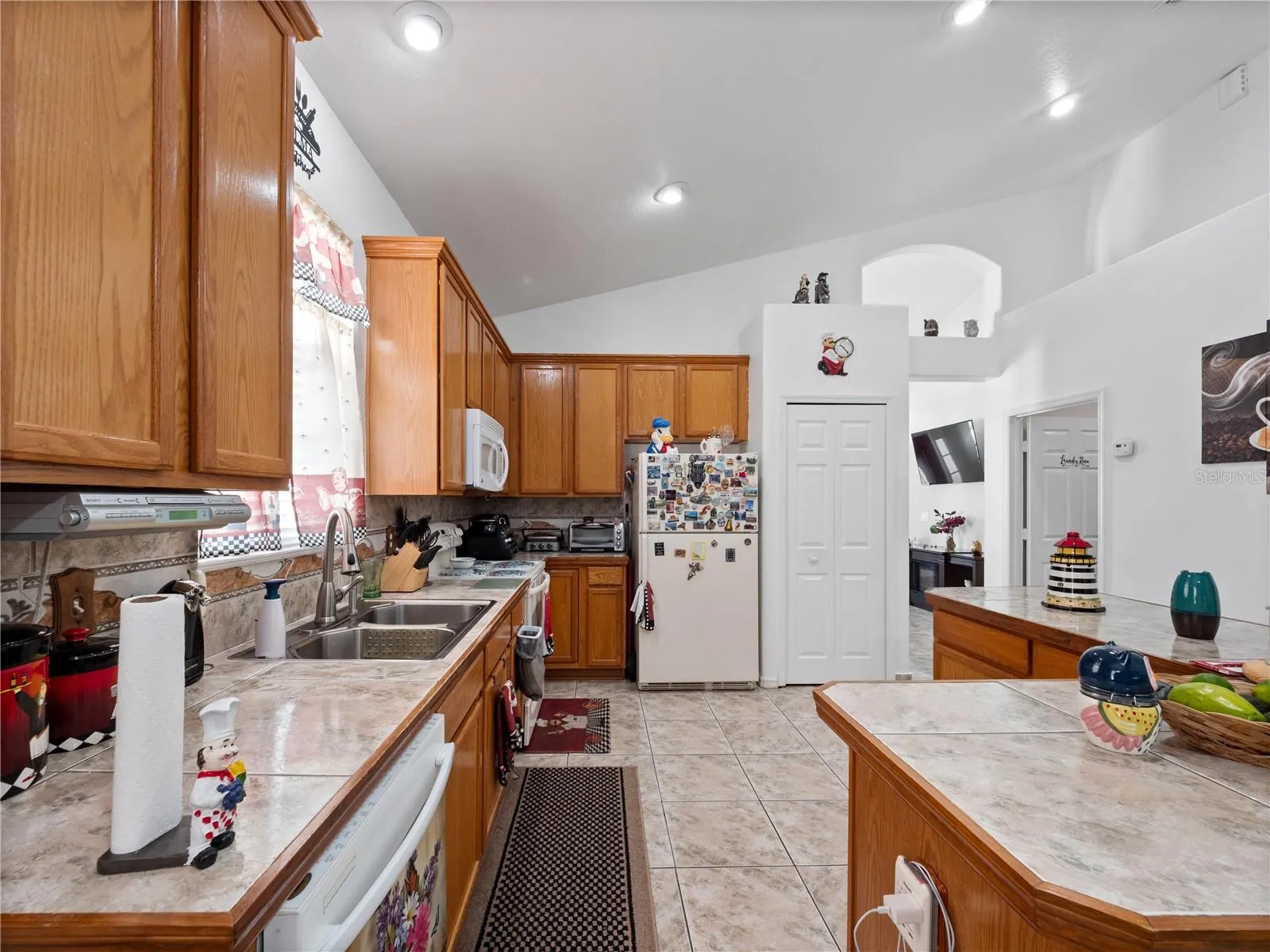 2080 WINDCREST LAKE CIR