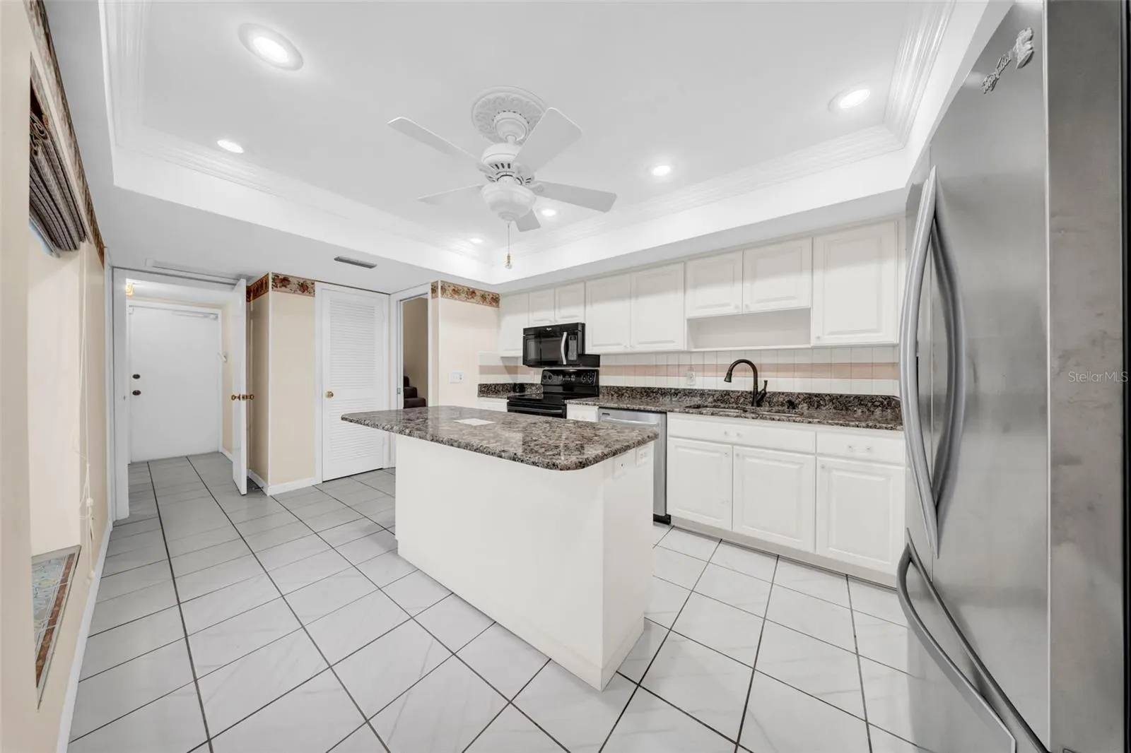 14123 CYPRESS CIR #14123, #14123