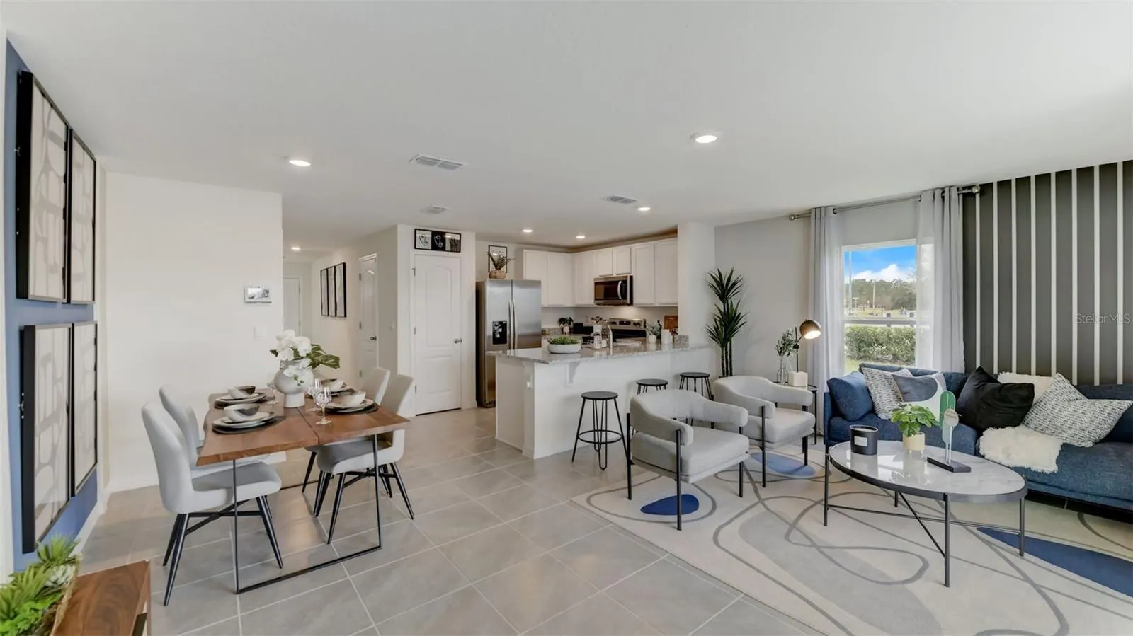 6643 LEO LN