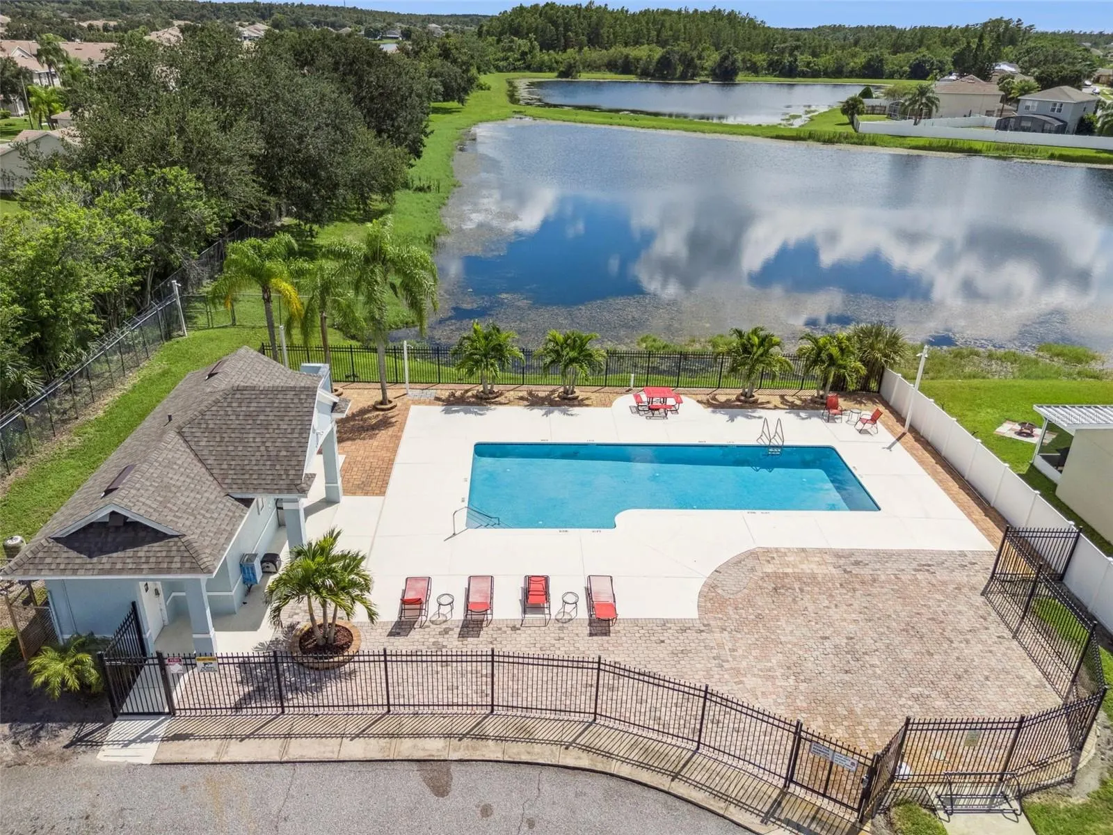 14208 CRYSTAL KEY PL
