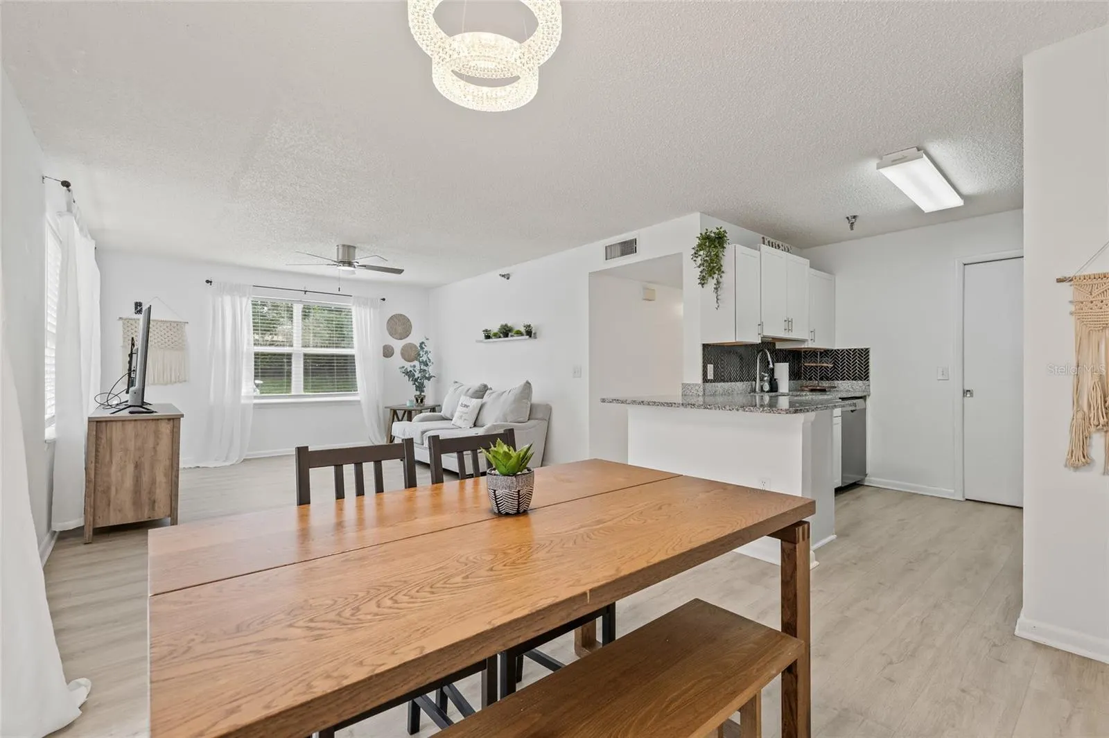 15215 AMBERLY DR #1002, #1002