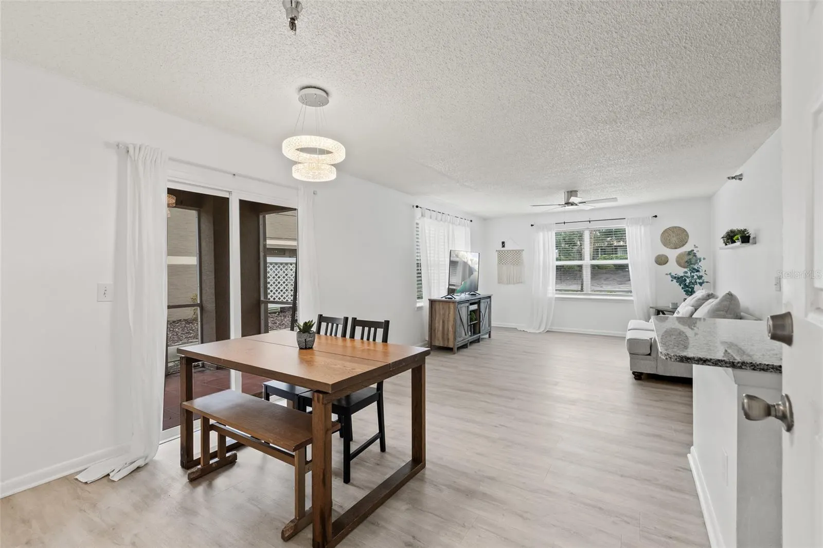 15215 AMBERLY DR #1002, #1002