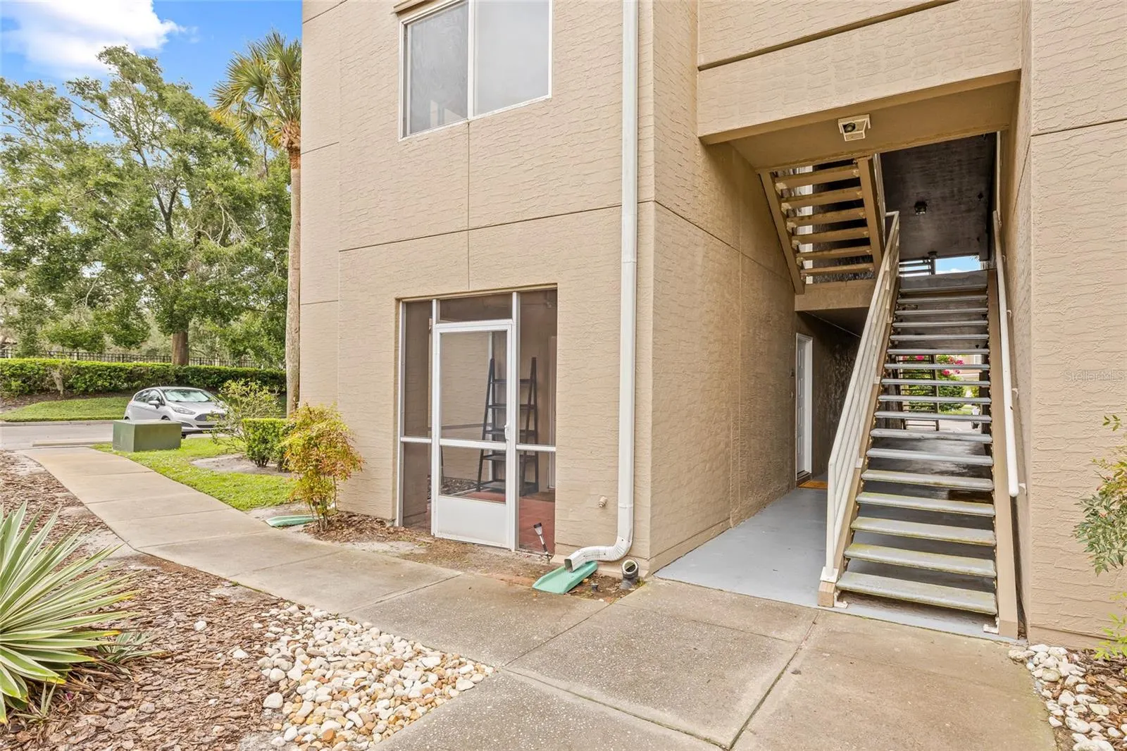 15215 AMBERLY DR #1002, #1002