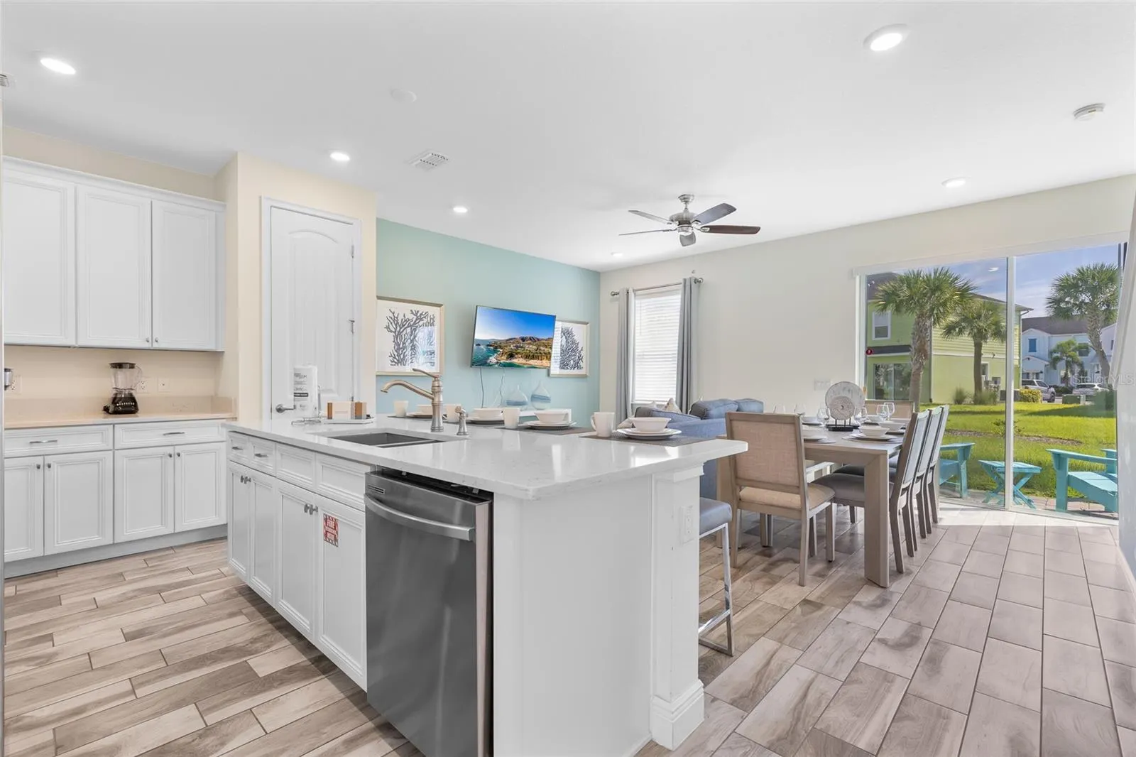 2959 CASTAWAY LN