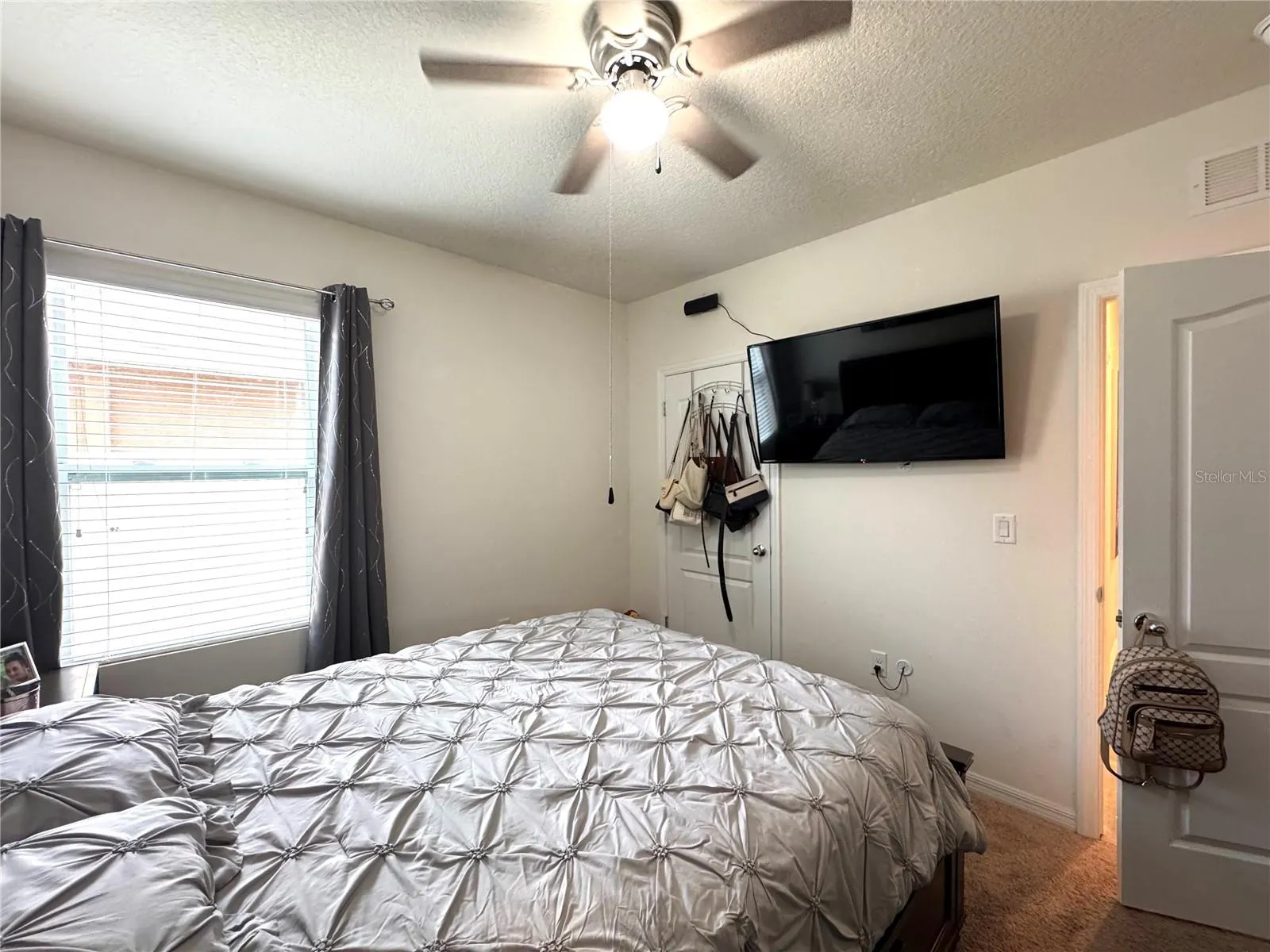 239 WILLOW BEND DR