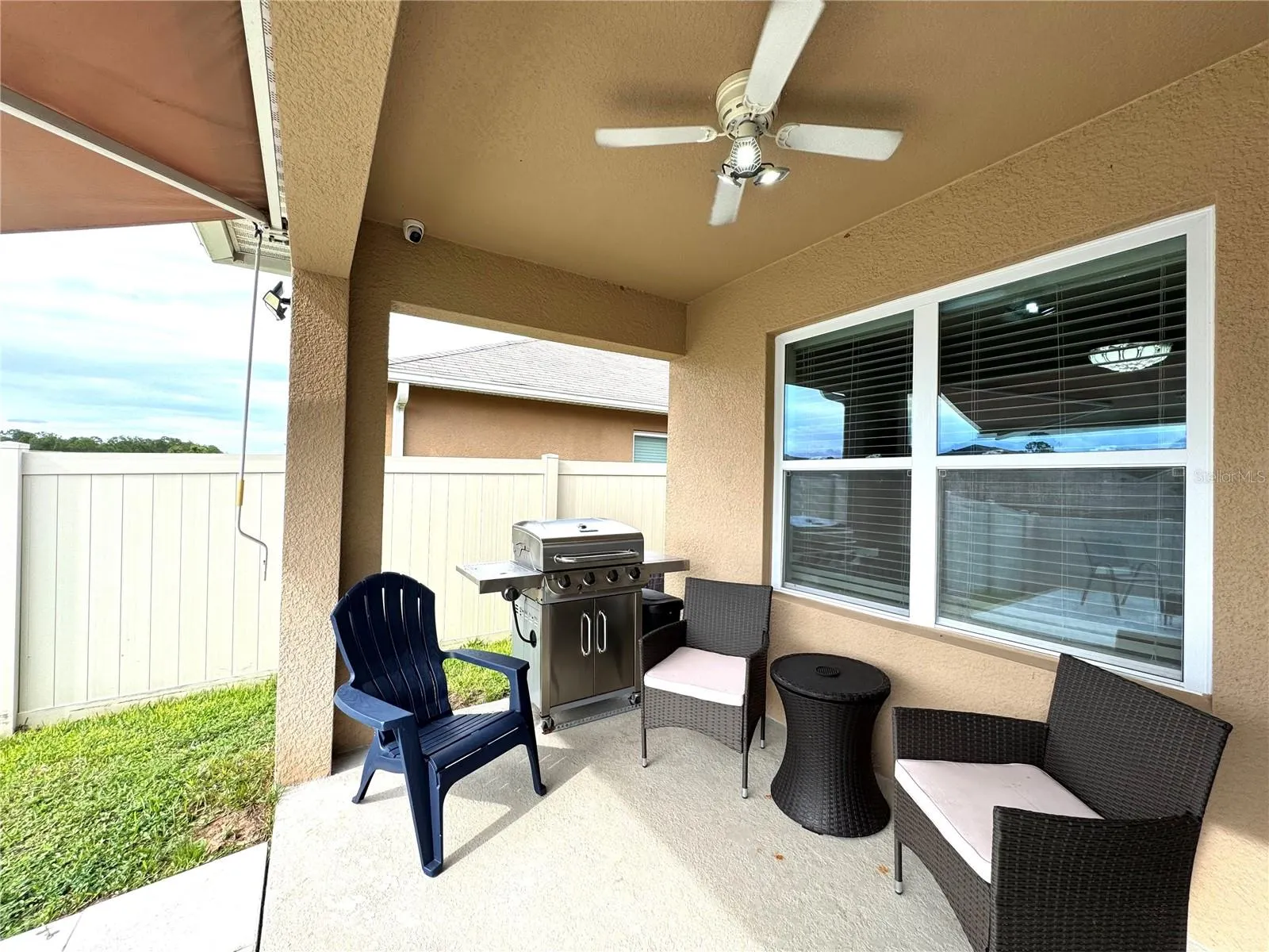 239 WILLOW BEND DR