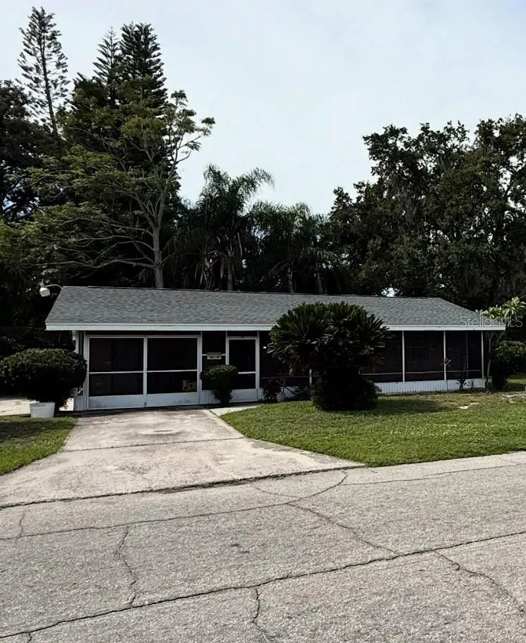500 AVENUE L NE