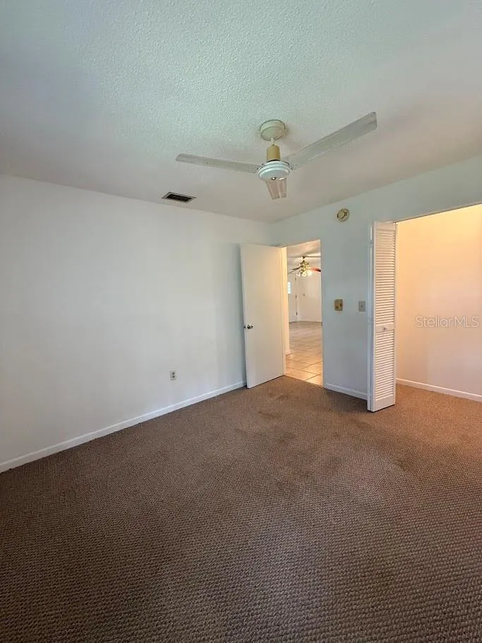 500 AVENUE L NE