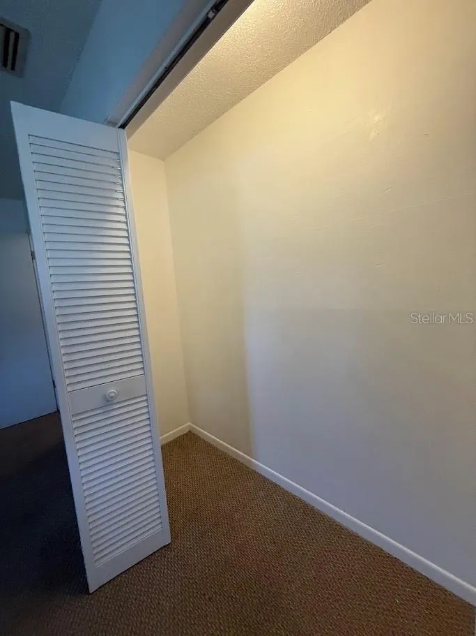 500 AVENUE L NE