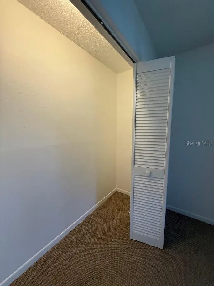 500 AVENUE L NE