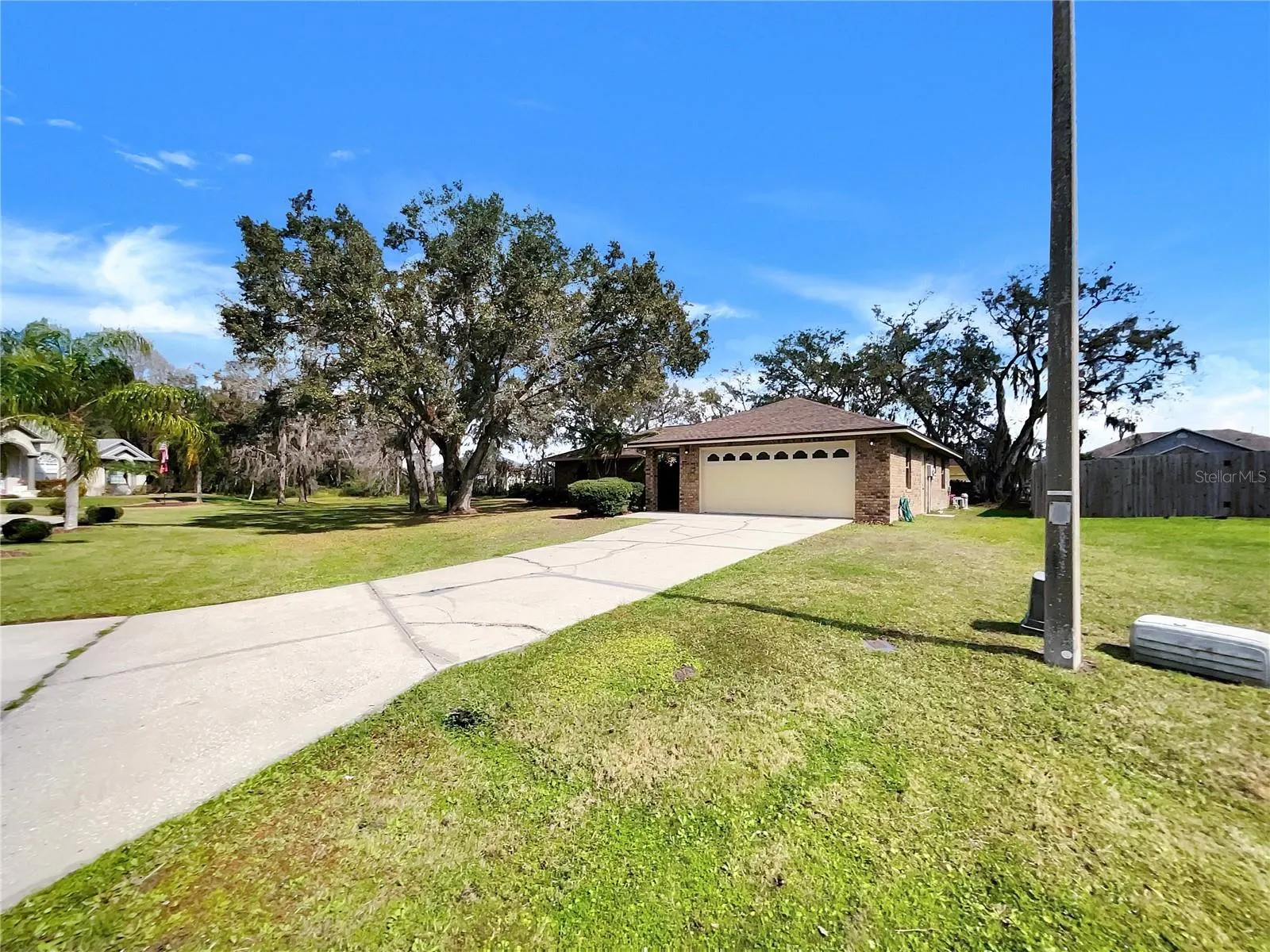 5030 CREEKVIEW LN