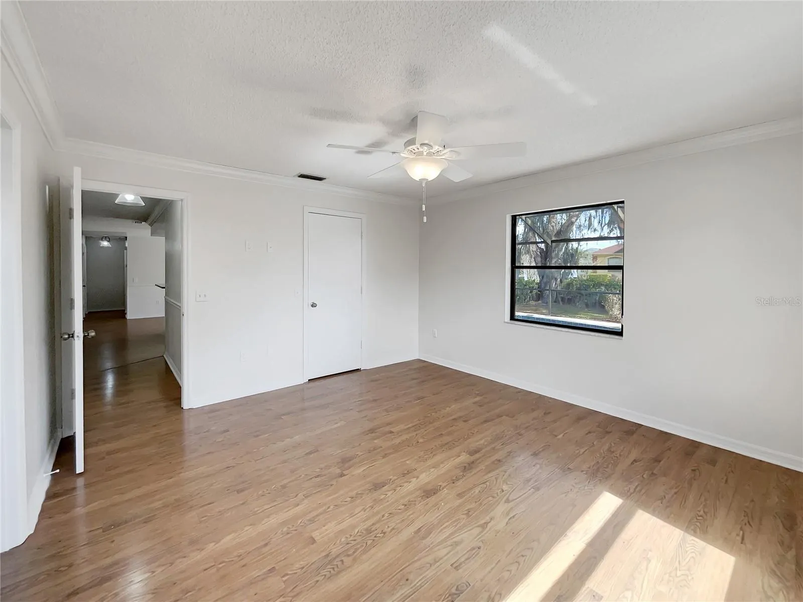 5030 CREEKVIEW LN