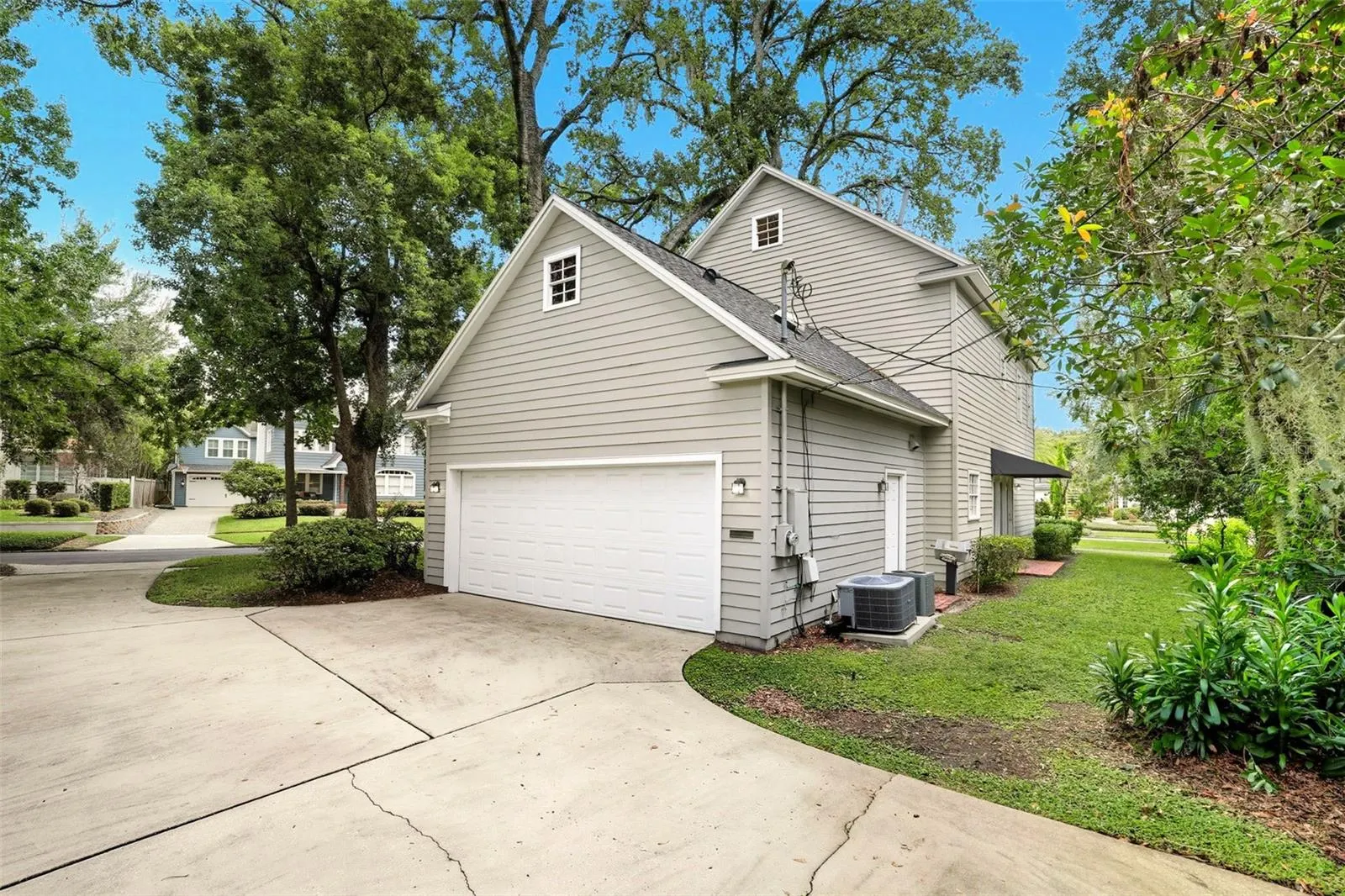 226 WHITTIER CIR