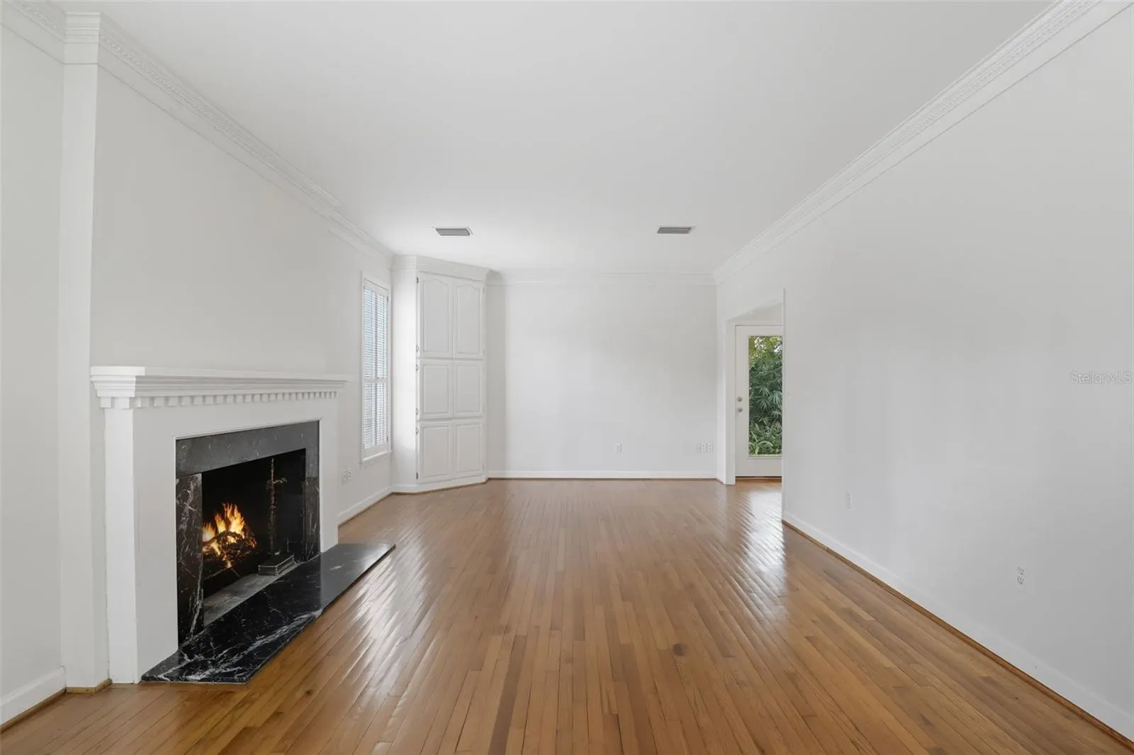 226 WHITTIER CIR