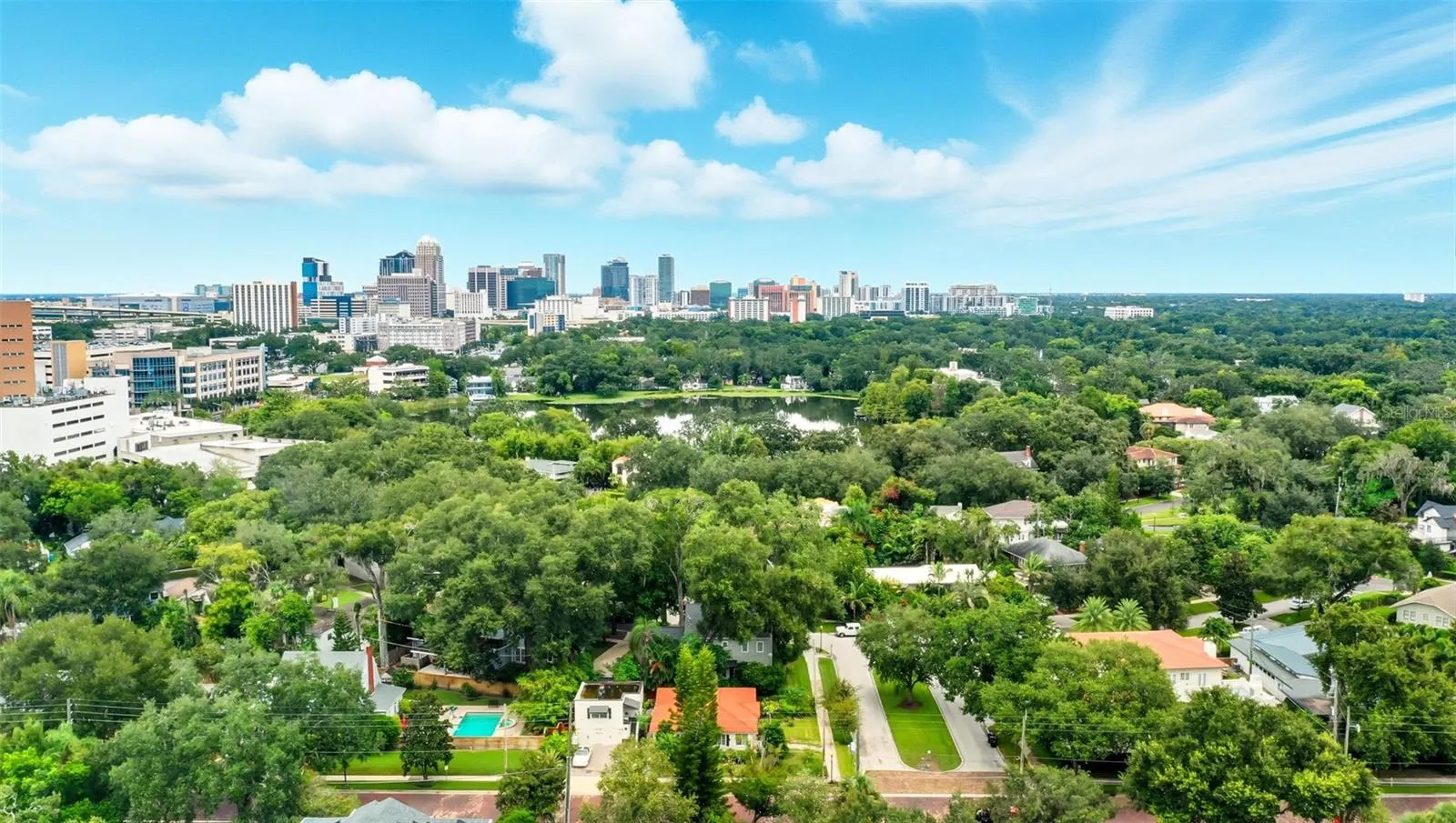 226 WHITTIER CIR