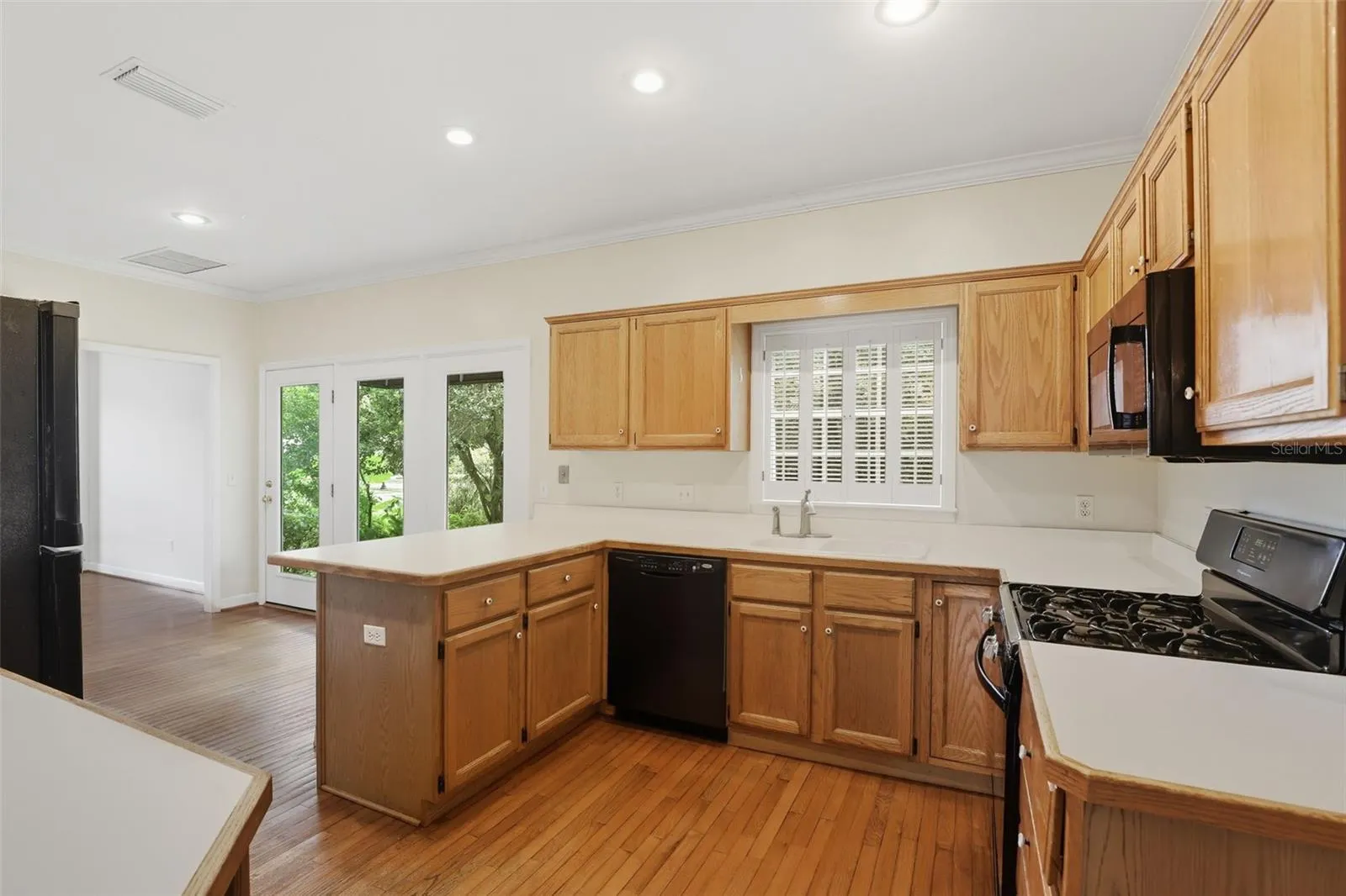 226 WHITTIER CIR
