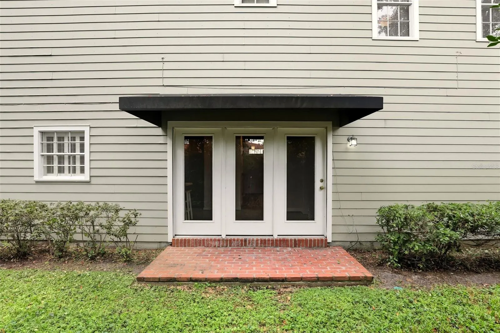 226 WHITTIER CIR