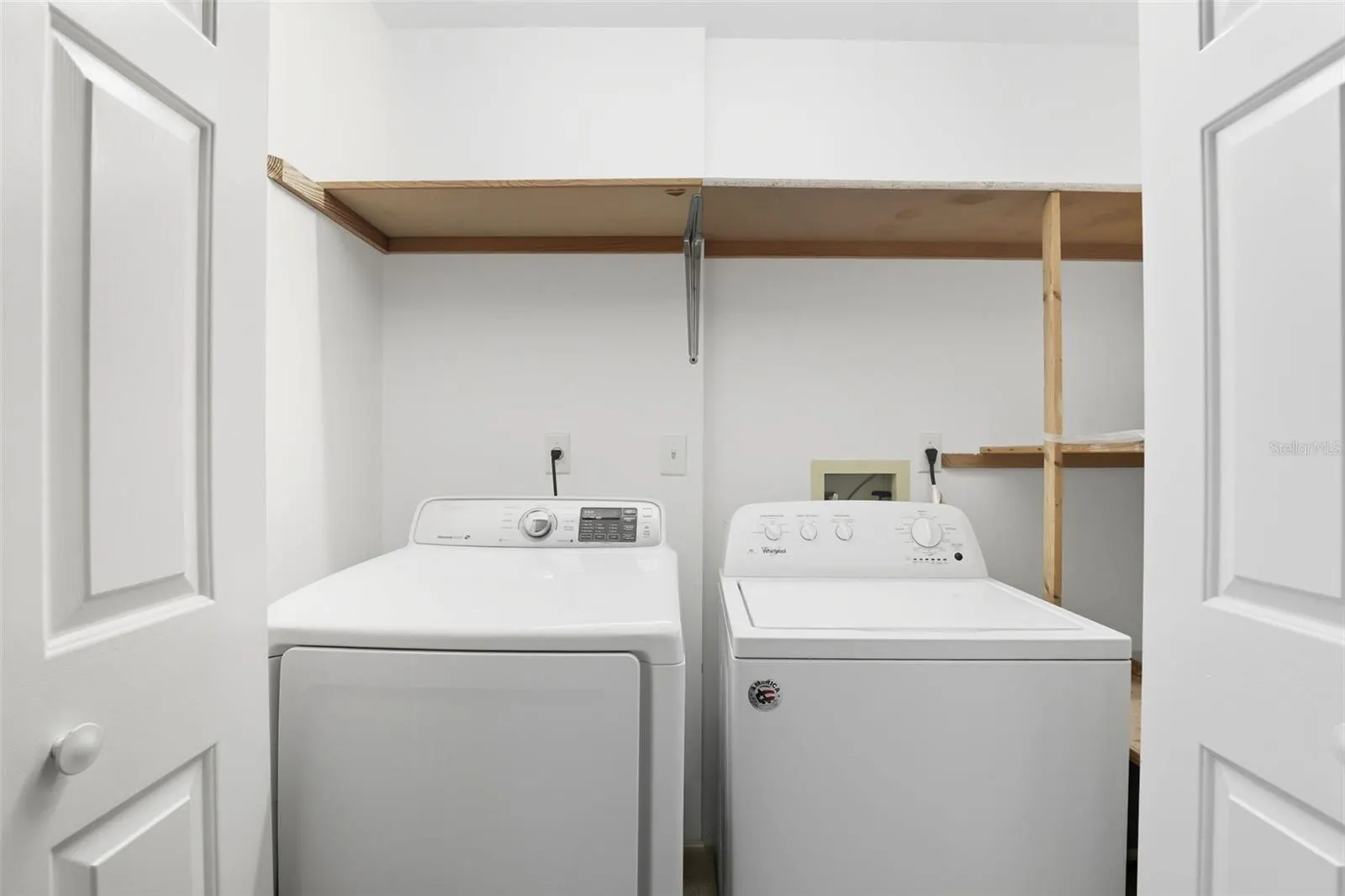 226 WHITTIER CIR