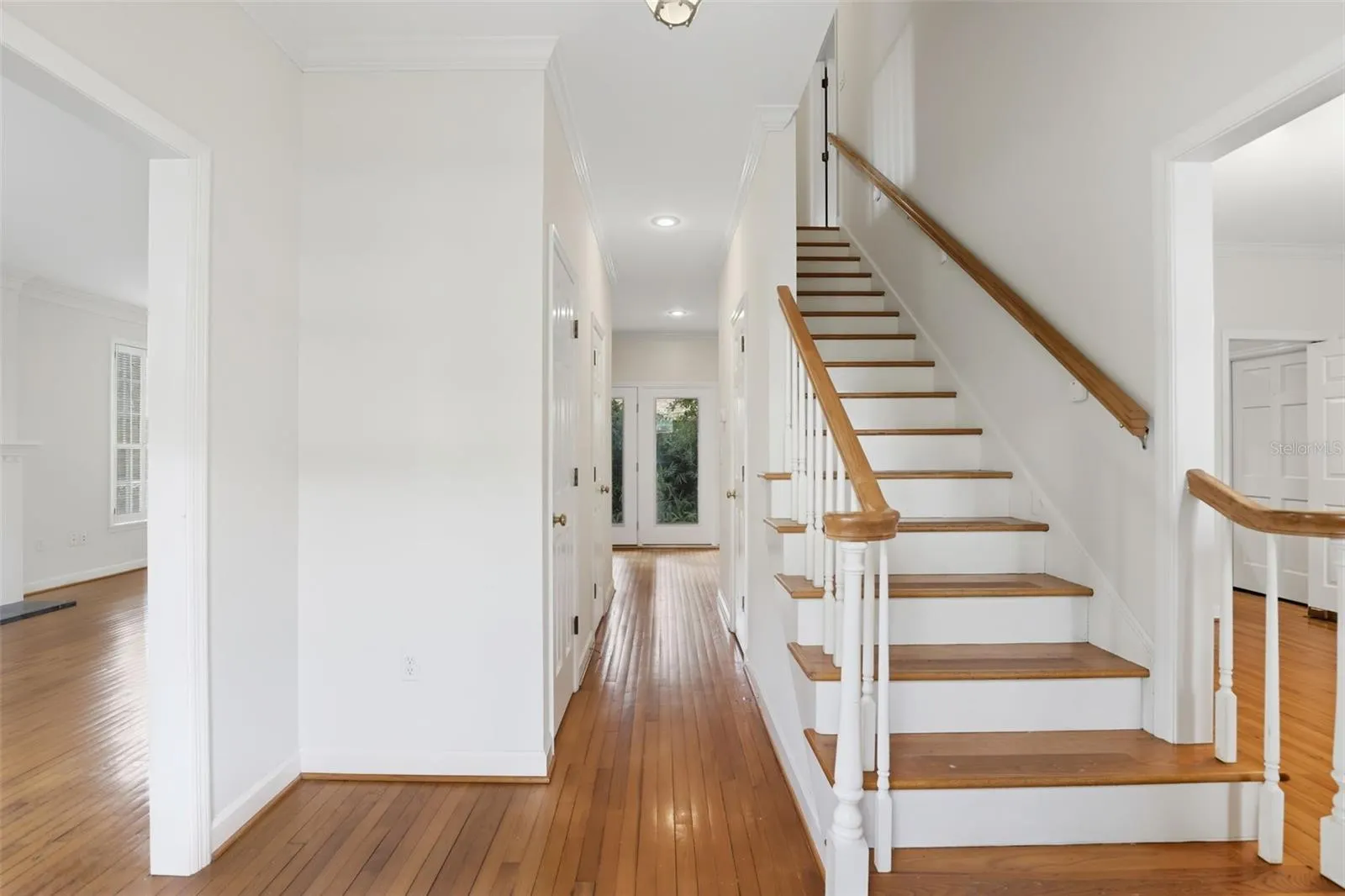 226 WHITTIER CIR