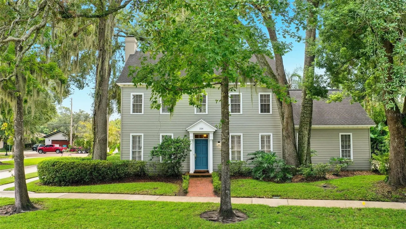 226 WHITTIER CIR