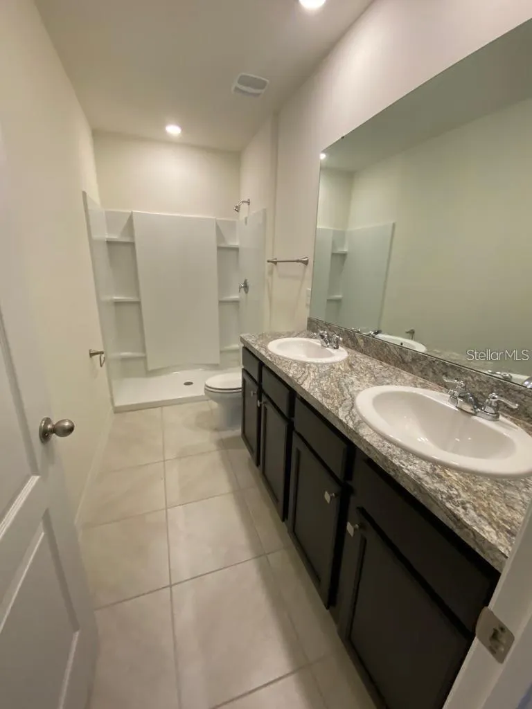 1389 YELLOW FINCH DR