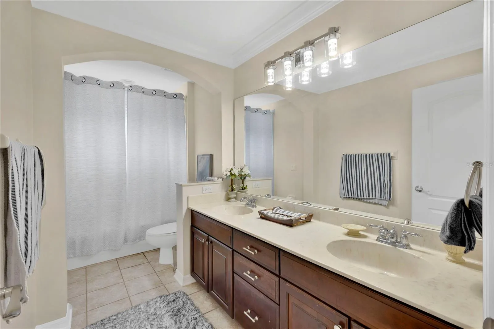 9868 OSPREY LANDING DR