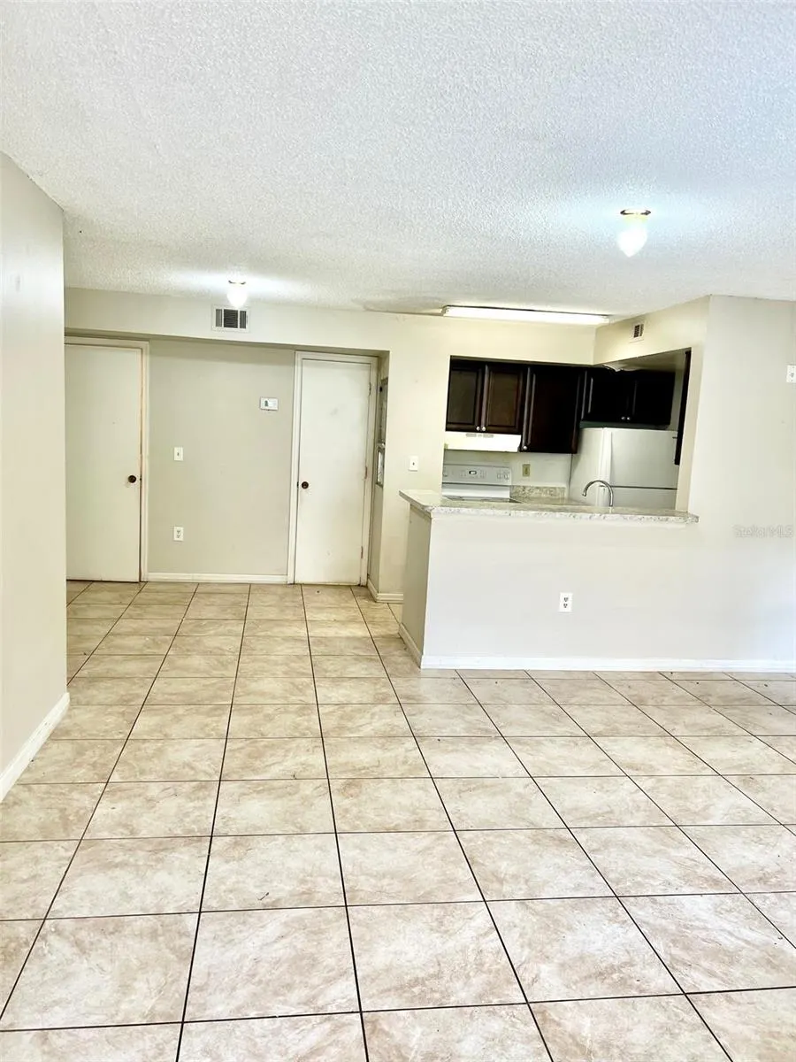 401 FOUNTAINHEAD CIR #151, #151
