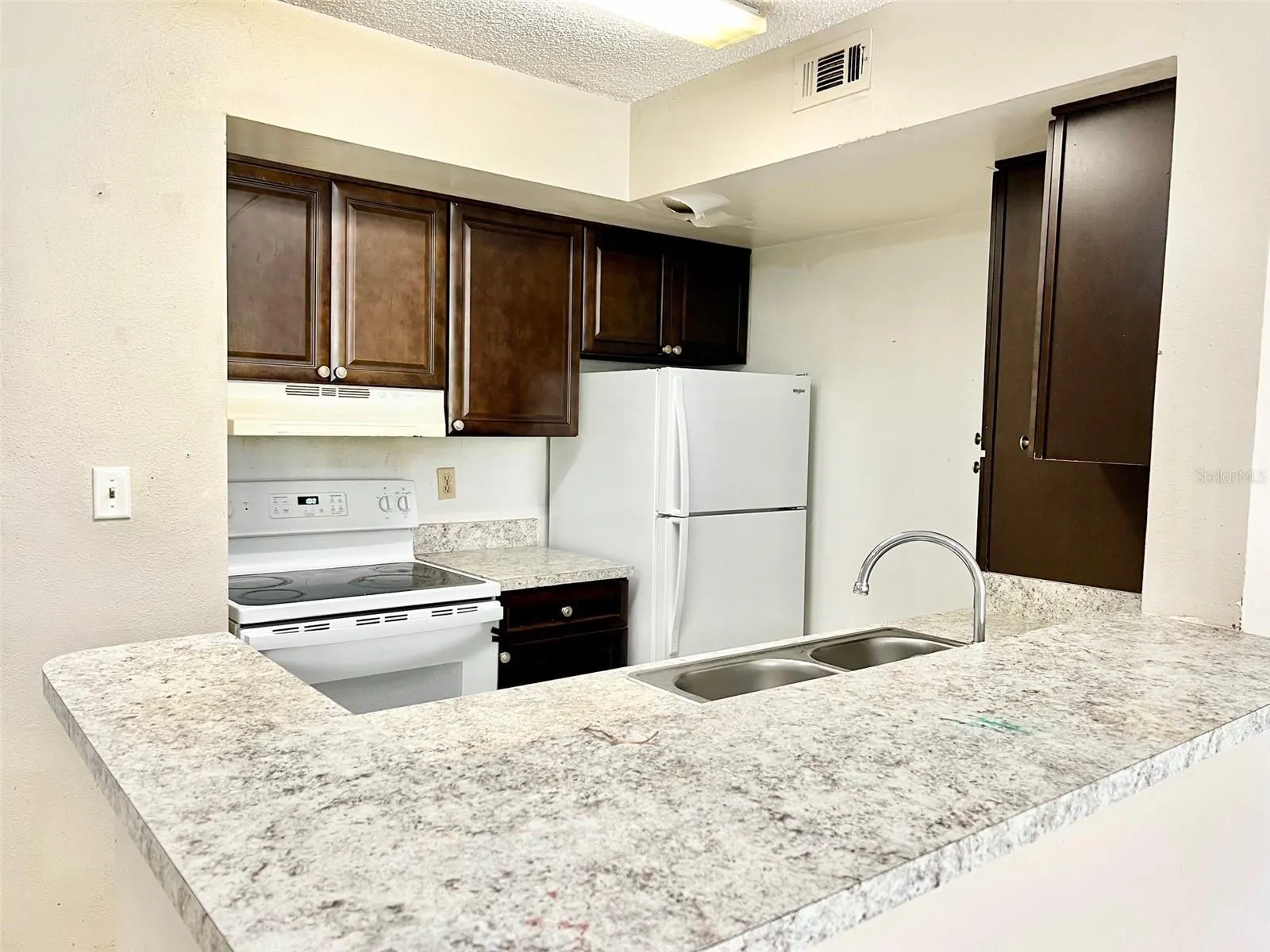 401 FOUNTAINHEAD CIR #151, #151