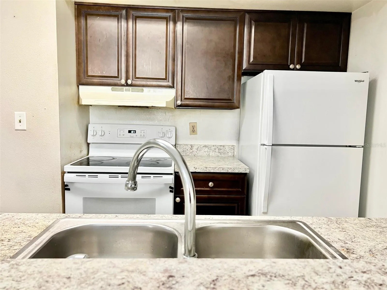 401 FOUNTAINHEAD CIR #151, #151