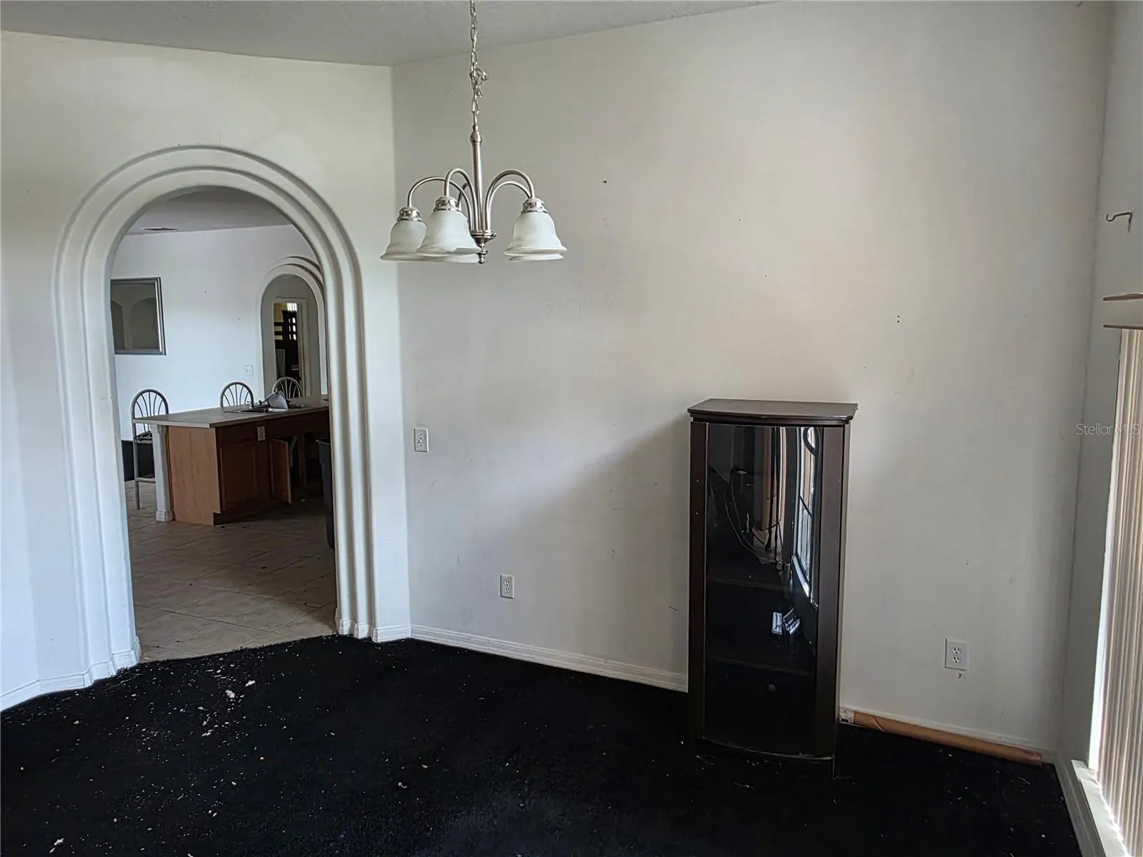 257 WALTHAM CT