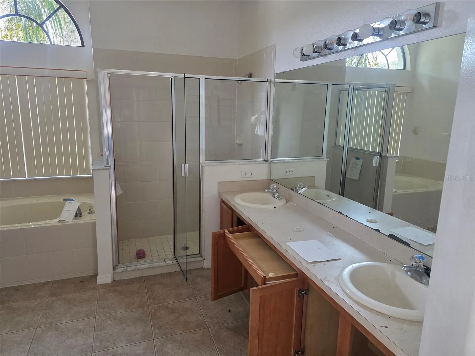 257 WALTHAM CT