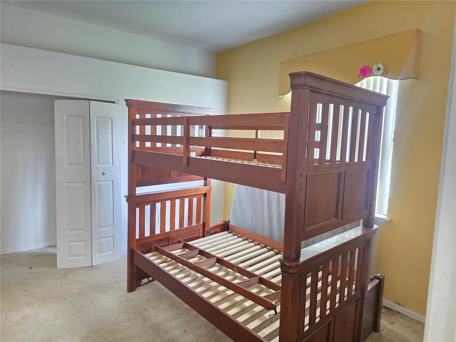257 WALTHAM CT