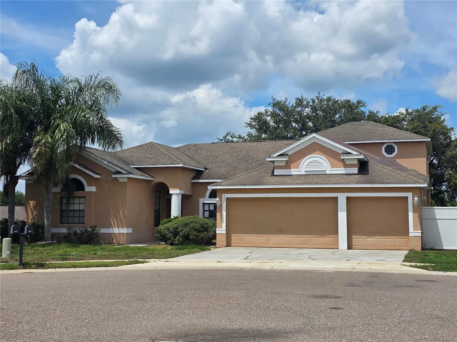 257 WALTHAM CT