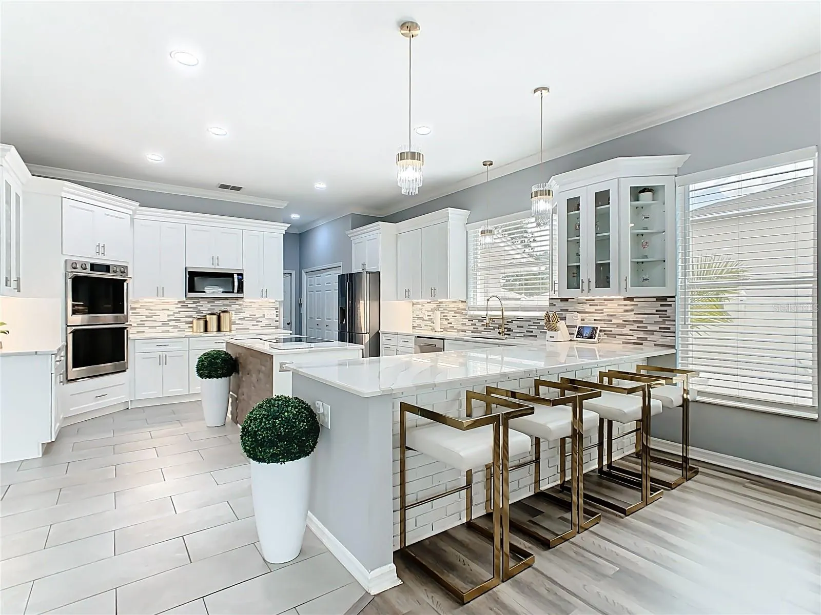 1539 AUBURN OAKS