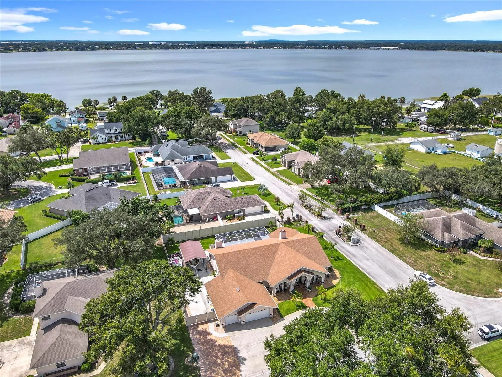 1539 AUBURN OAKS