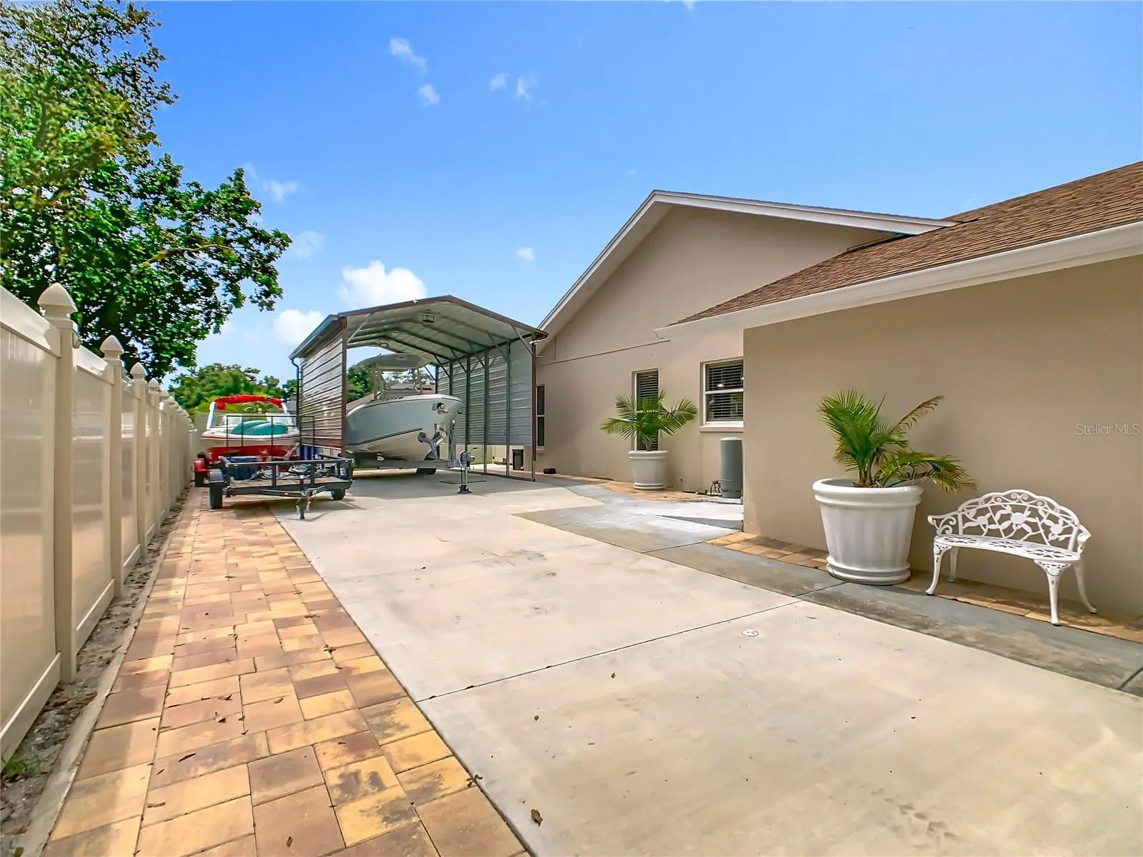 1539 AUBURN OAKS