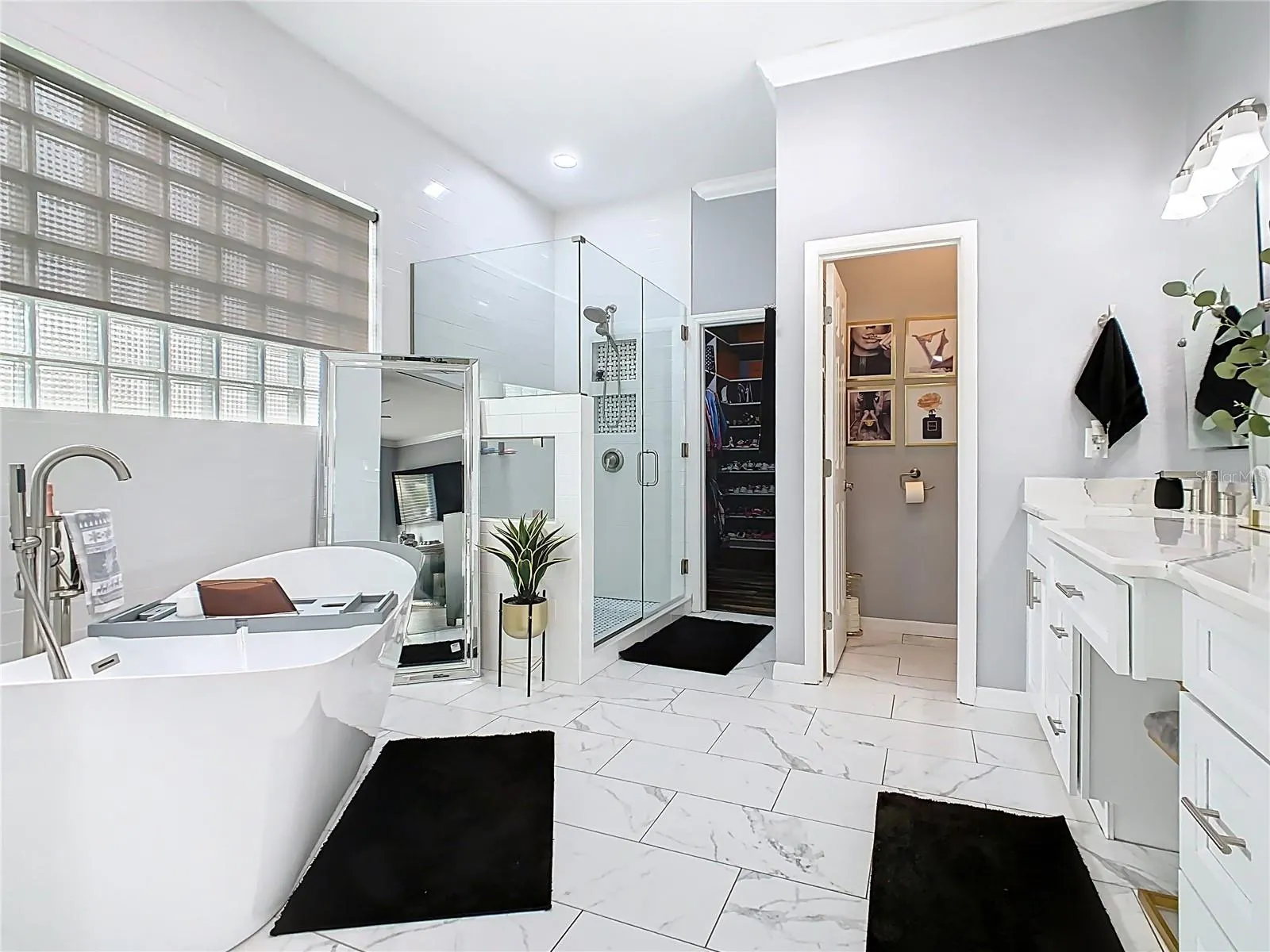 1539 AUBURN OAKS