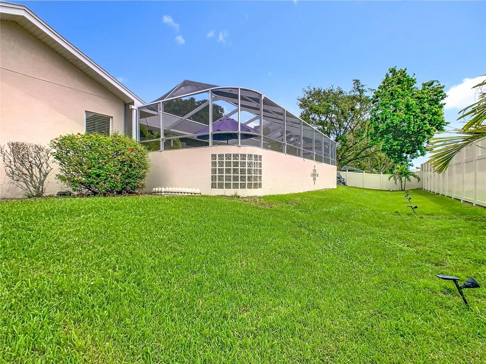 1539 AUBURN OAKS